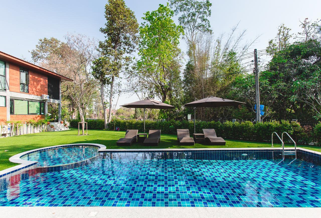 Stucco Loft Residency Hotel Chiang Mai Exterior photo