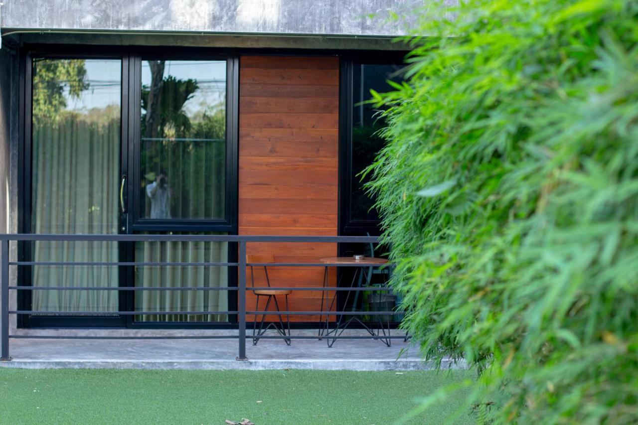 Stucco Loft Residency Hotel Chiang Mai Exterior photo