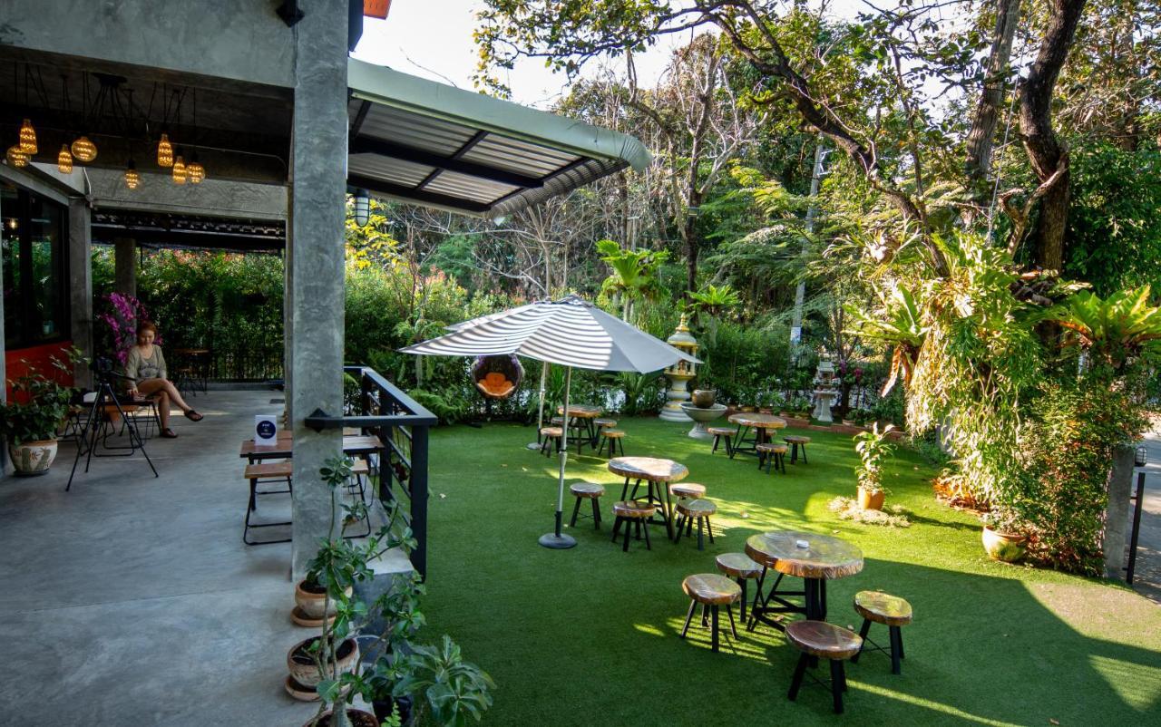 Stucco Loft Residency Hotel Chiang Mai Exterior photo