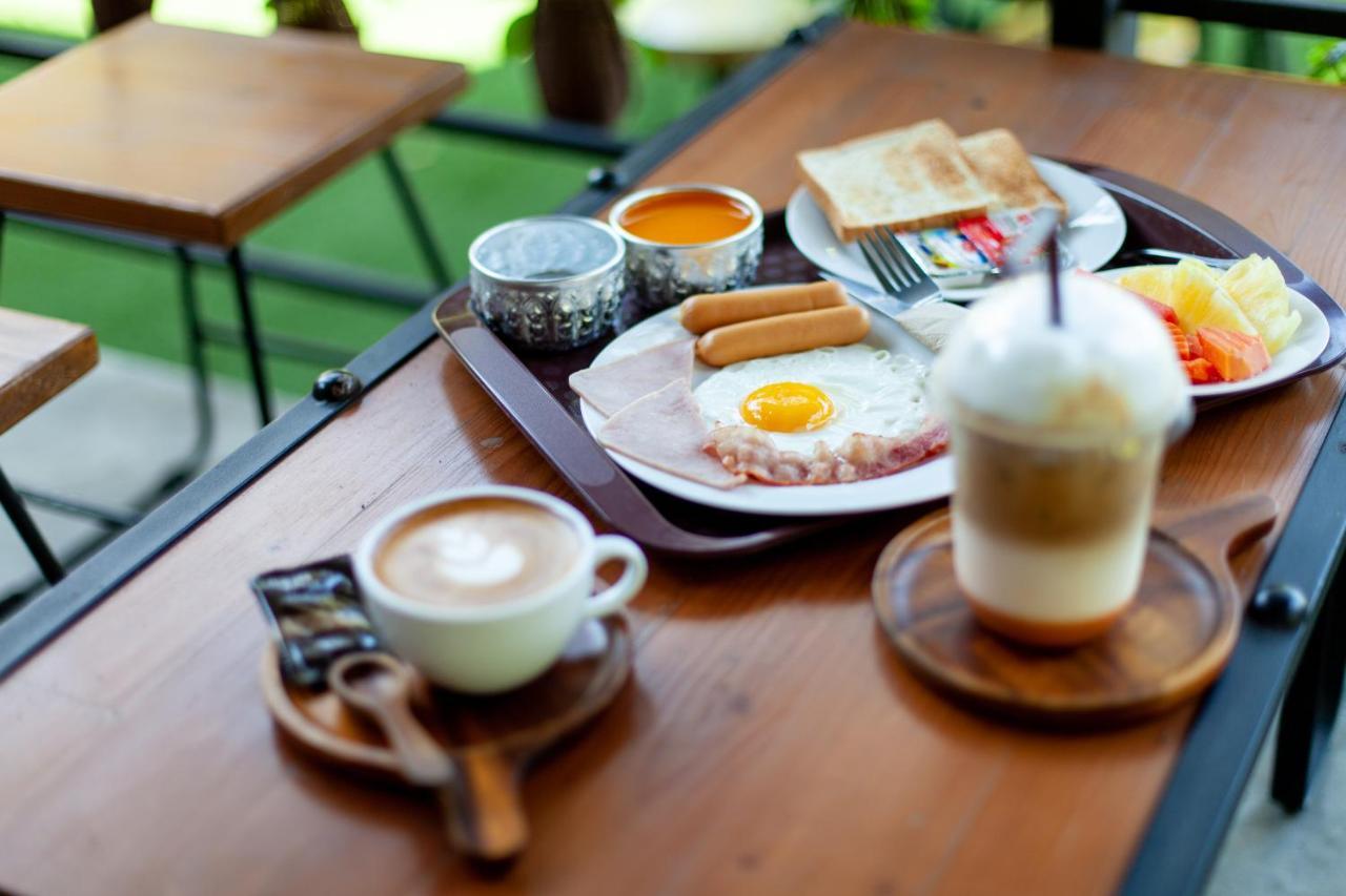 Stucco Loft Residency Hotel Chiang Mai Exterior photo