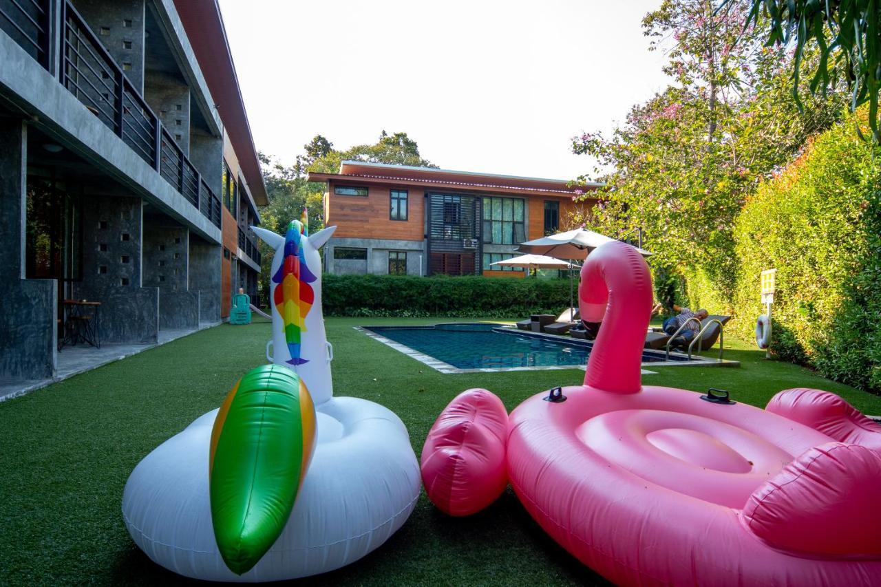 Stucco Loft Residency Hotel Chiang Mai Exterior photo