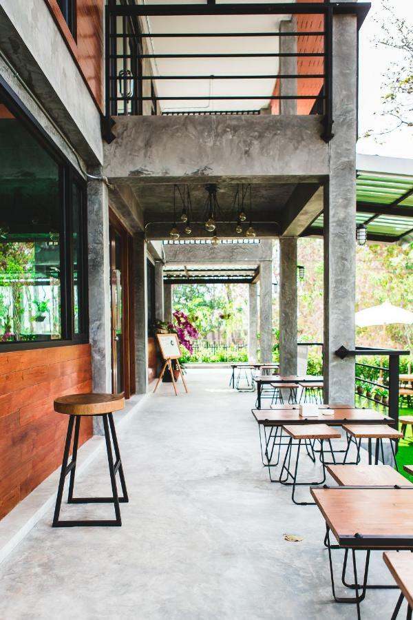 Stucco Loft Residency Hotel Chiang Mai Exterior photo