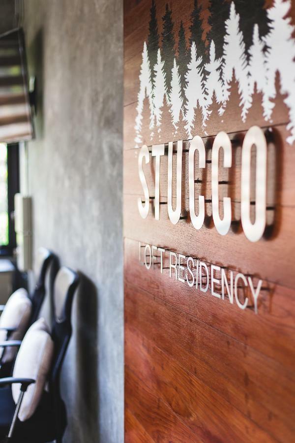 Stucco Loft Residency Hotel Chiang Mai Exterior photo