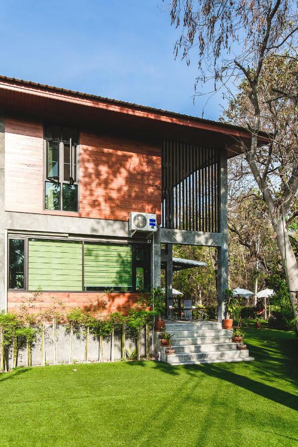 Stucco Loft Residency Hotel Chiang Mai Exterior photo