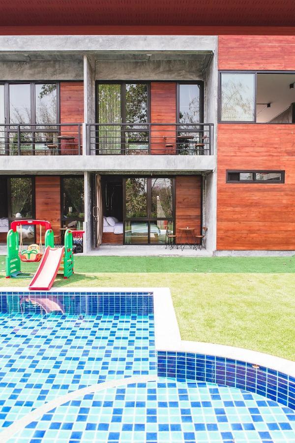 Stucco Loft Residency Hotel Chiang Mai Exterior photo