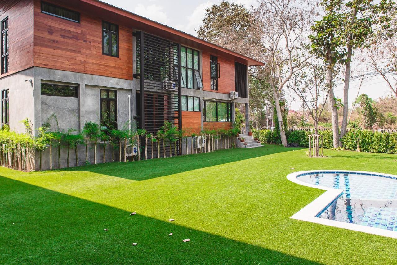 Stucco Loft Residency Hotel Chiang Mai Exterior photo